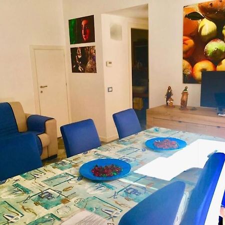 Angelina'S Apartment Чефалу Екстер'єр фото
