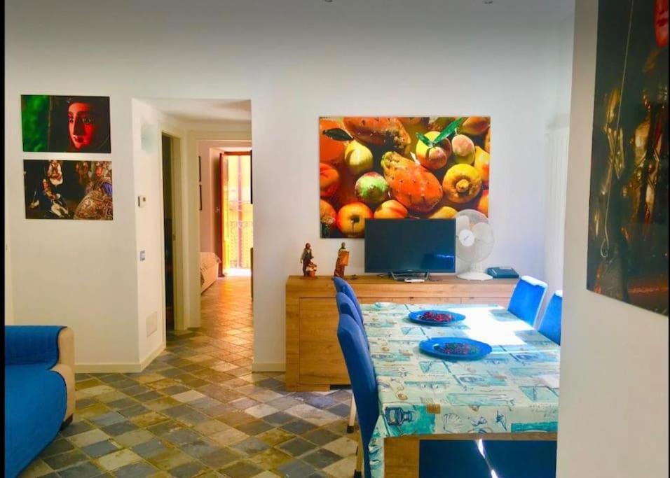 Angelina'S Apartment Чефалу Екстер'єр фото